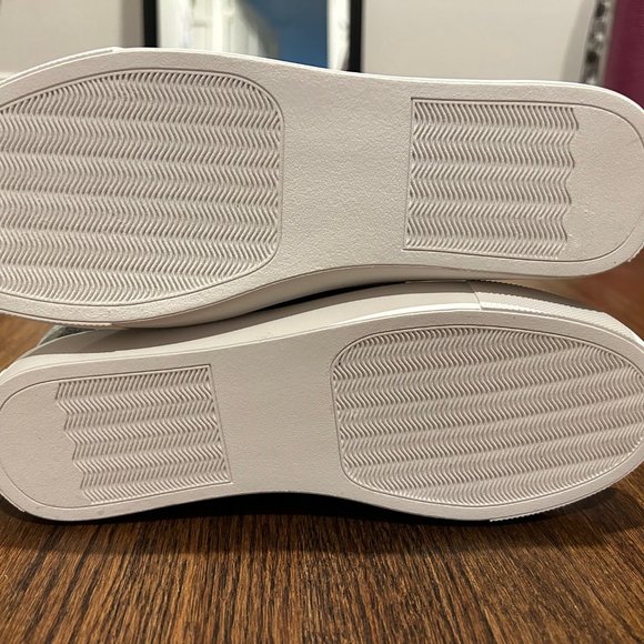 *NEW* Steve Madden Crushin High Top Slip-On Sneaker 7M, GREEN CAMO - Picture 3 of 4